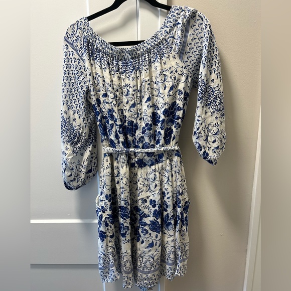 Anthropologie Blue and White romper size medium. - Picture 6 of 7